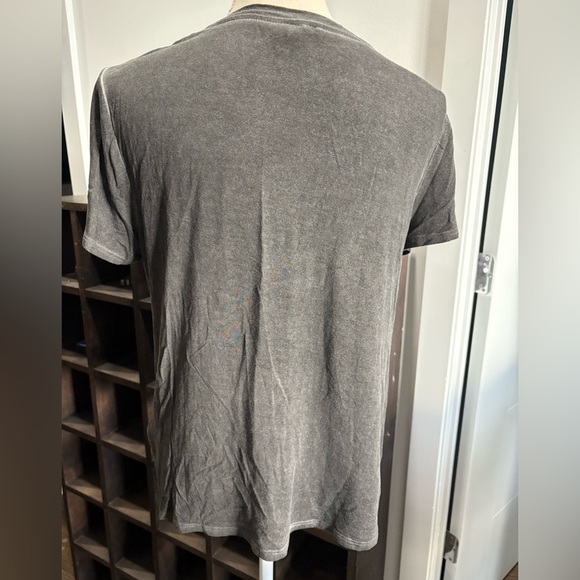 Cable & Gauge Twisted knot distressed Top - Picture 4 of 5